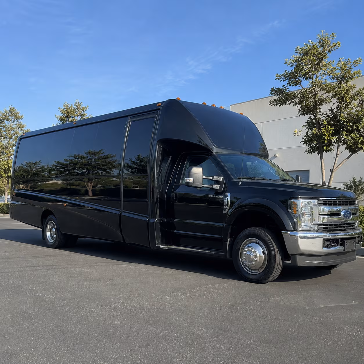 Topeka Bachelor & Bachelorette Transportation