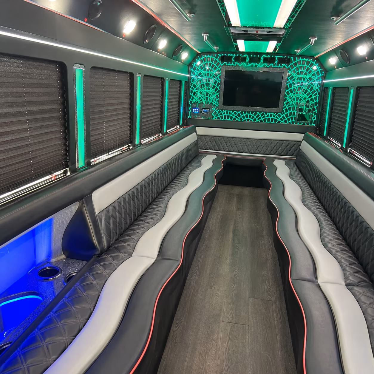 Kansas City Birthday, Sweet 16, & Quinceañera Party Bus Rentals