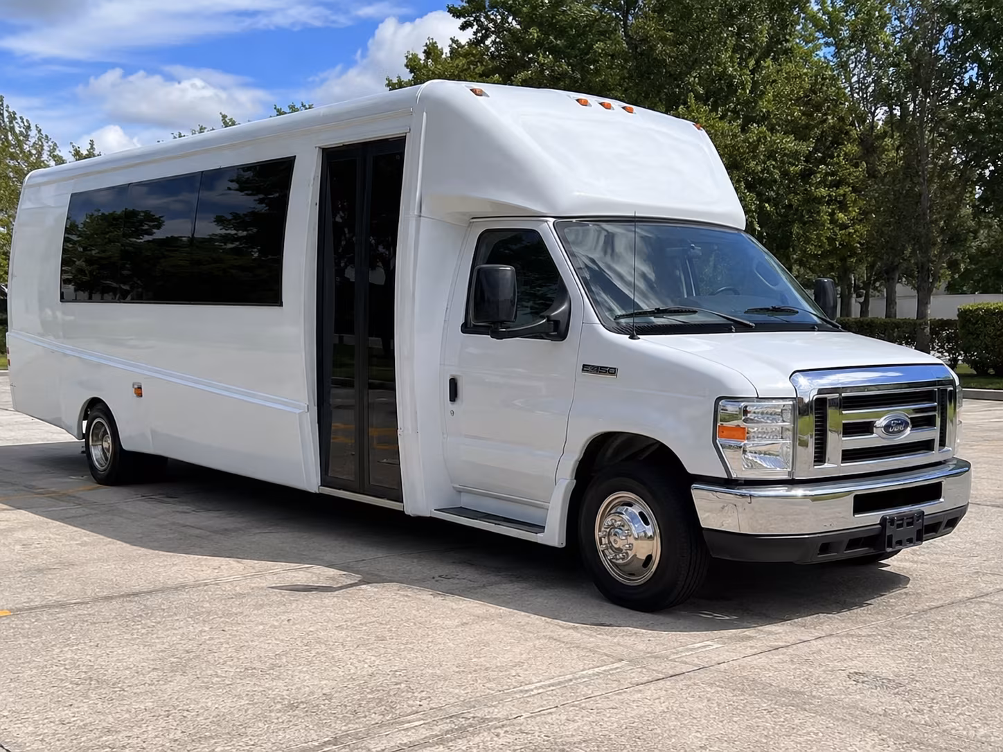 Manhattan Homecoming & Prom Party Bus Rentals
