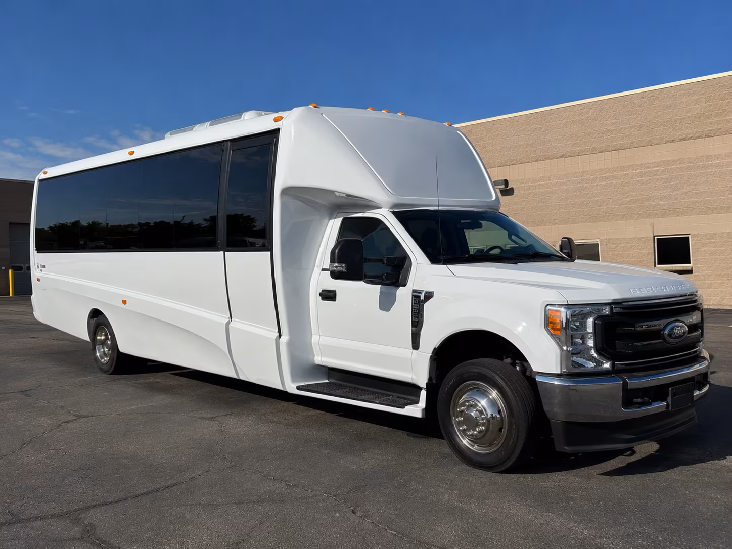 Shawnee Wedding Transportation & Shuttle Service