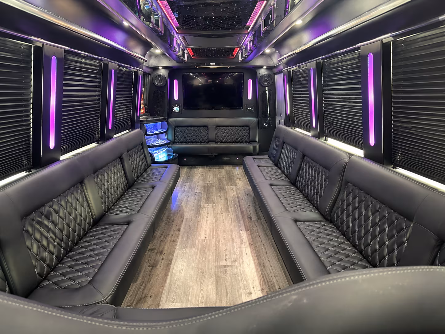 Topeka Birthday, Sweet 16, & Quinceañera Transportation group transportation