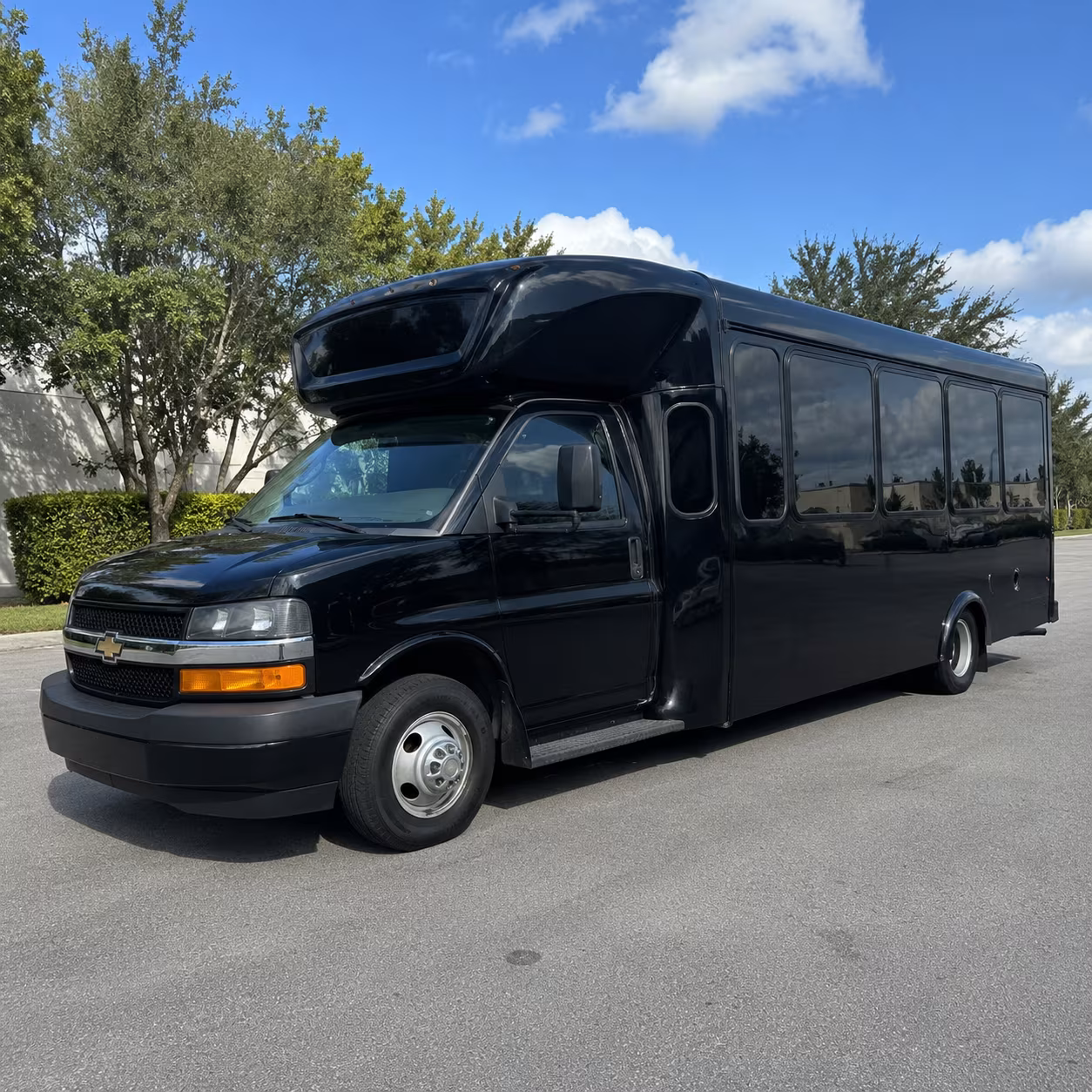 Topeka Concert & Music Festival Transportation party bus exterior