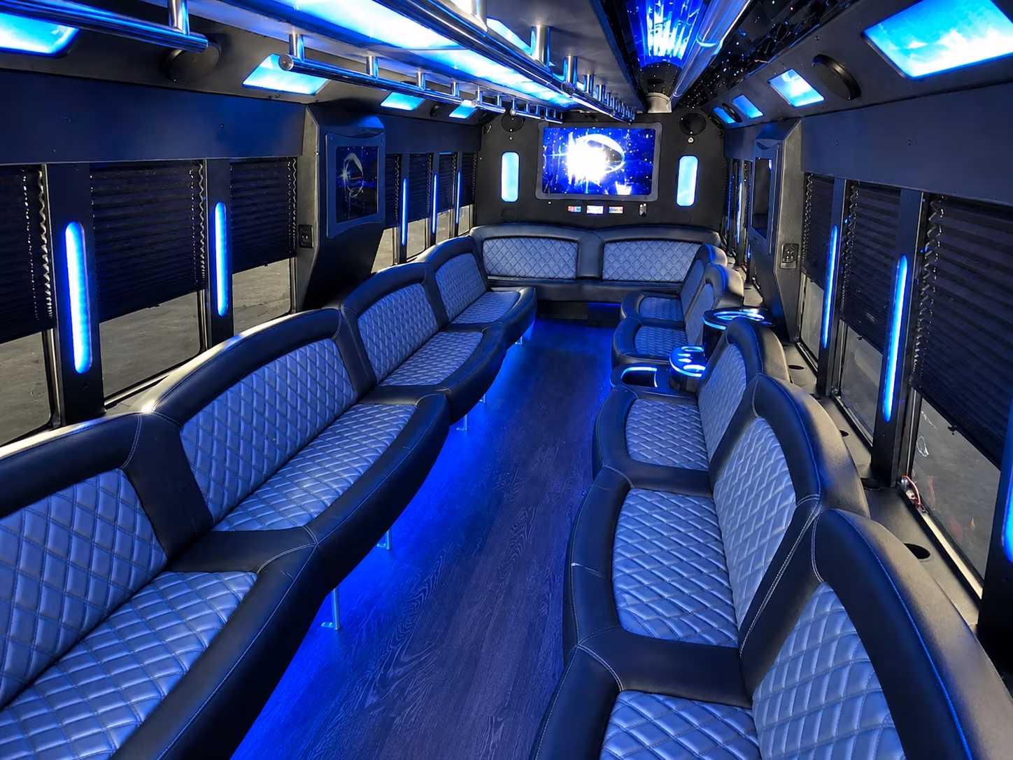 Topeka Homecoming & Prom Party Bus Rentals